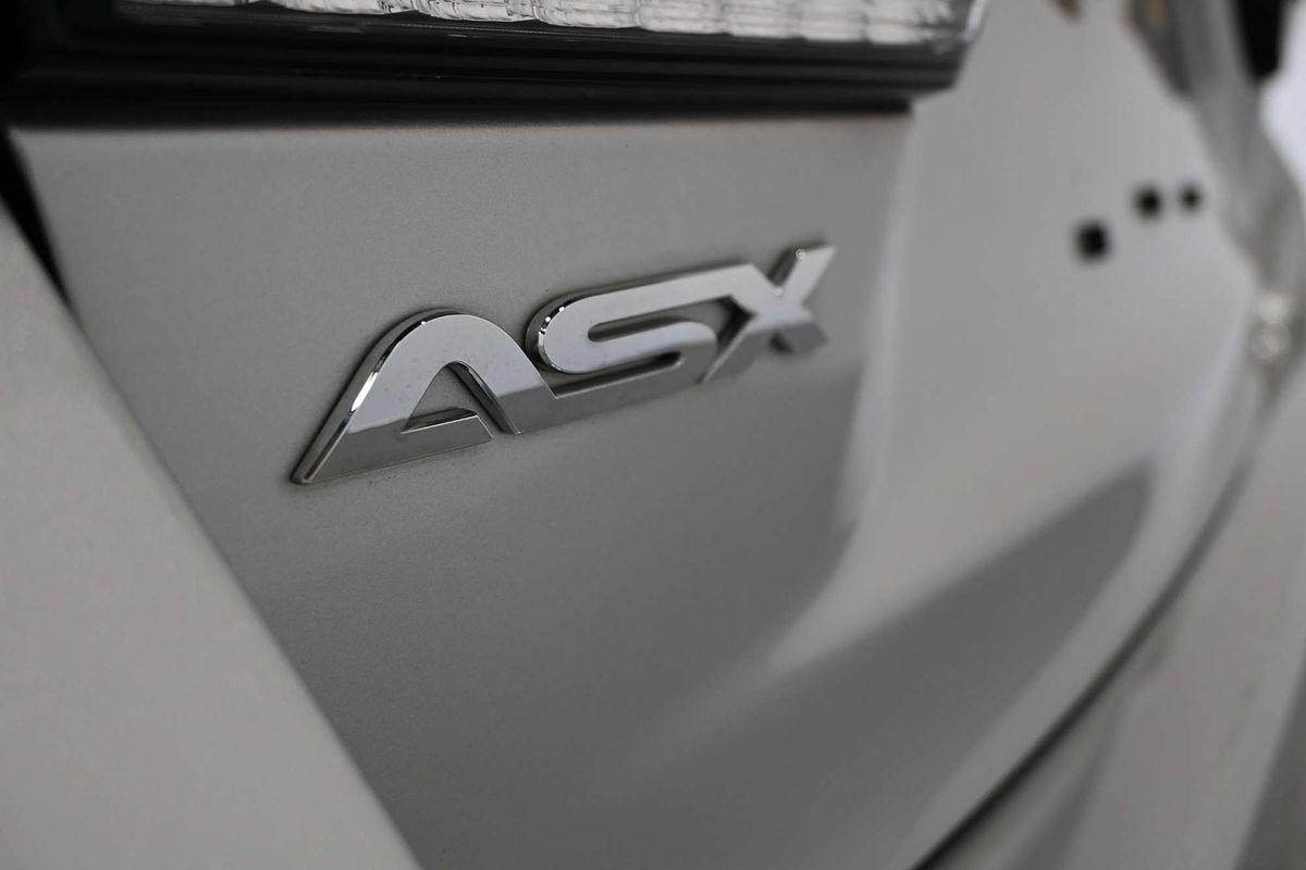 2020 Mitsubishi ASX ES XD