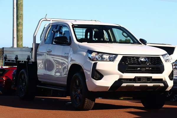 2024 Toyota Hilux SR GUN126R 4X4
