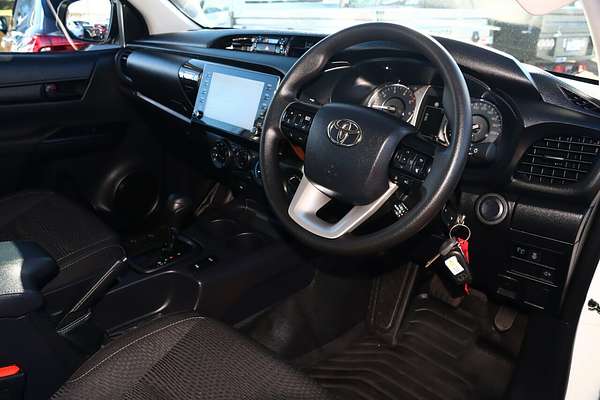 2024 Toyota Hilux SR GUN126R 4X4