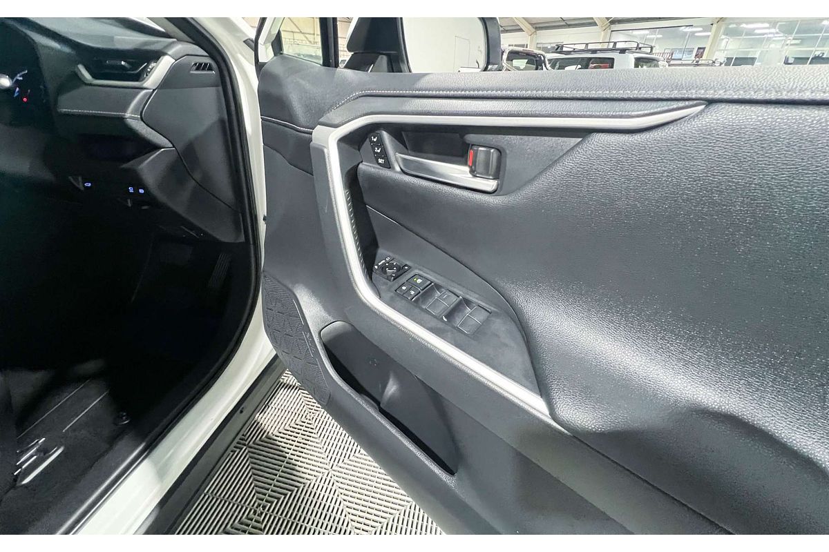2021 Toyota RAV4 Cruiser AXAH52R