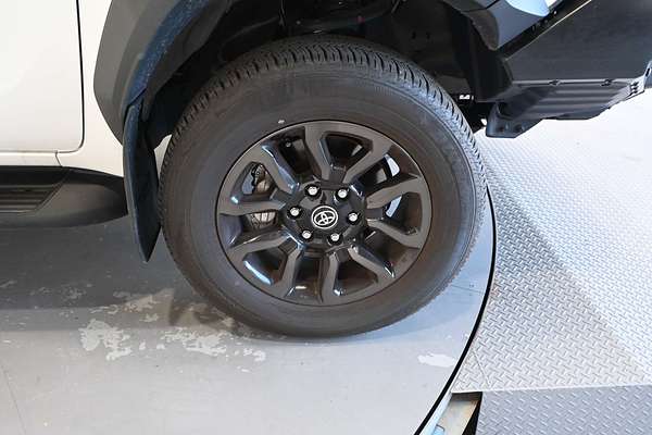 2024 Toyota Hilux Rogue 48V GUN126R 4X4