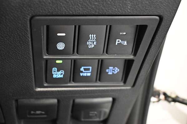 2024 Toyota Hilux Rogue 48V GUN126R 4X4