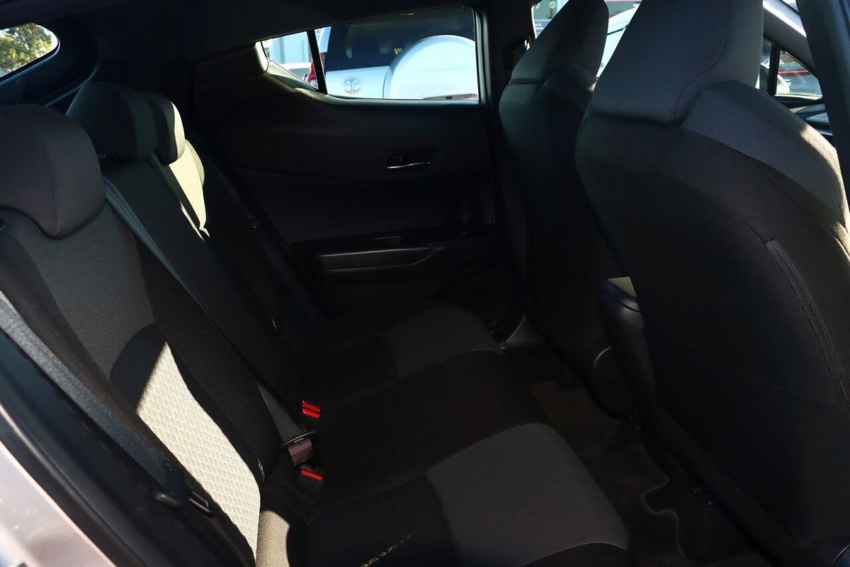 2023 Toyota C-HR GXL NGX10R