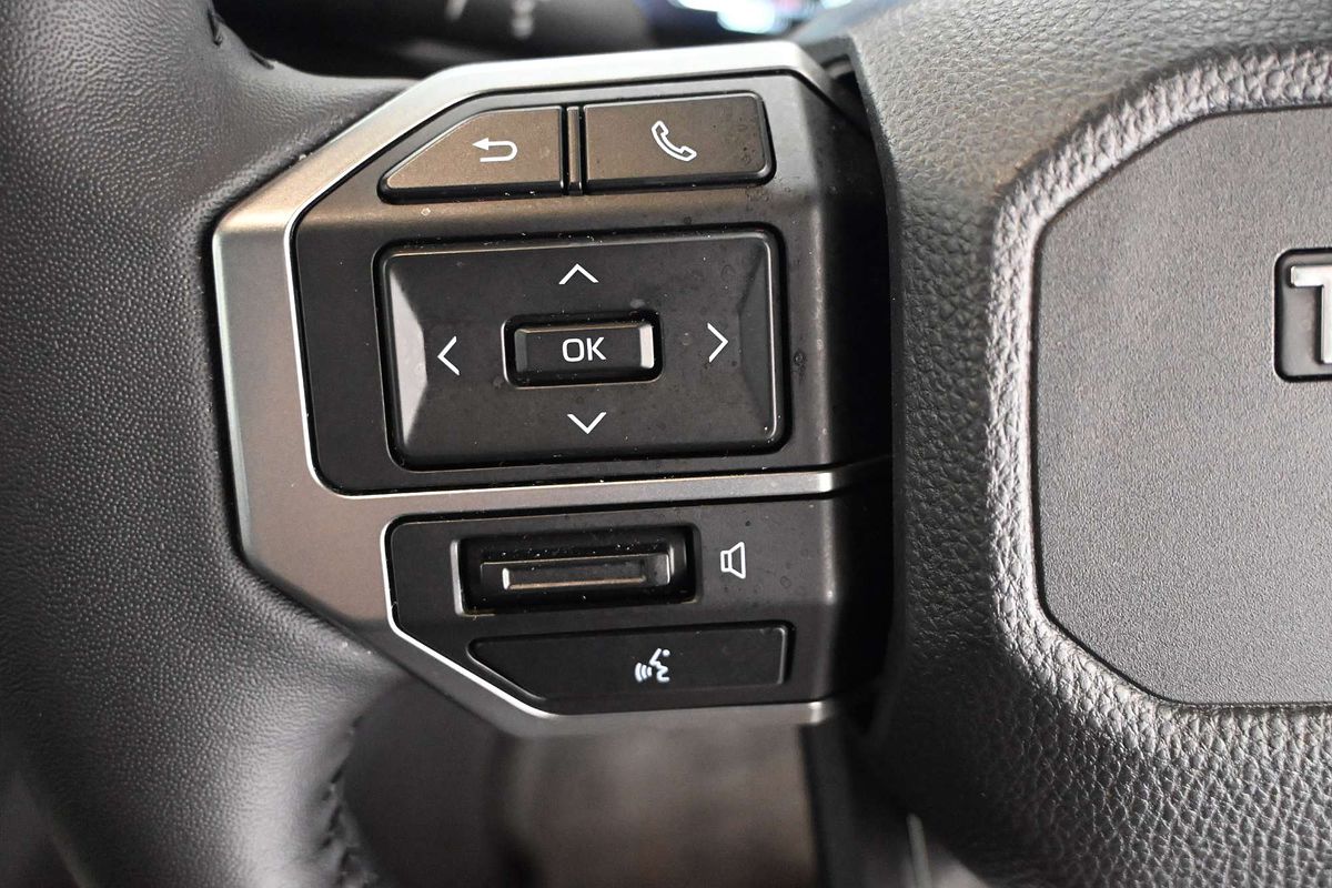 2025 Toyota Landcruiser Prado VX GDJ251R