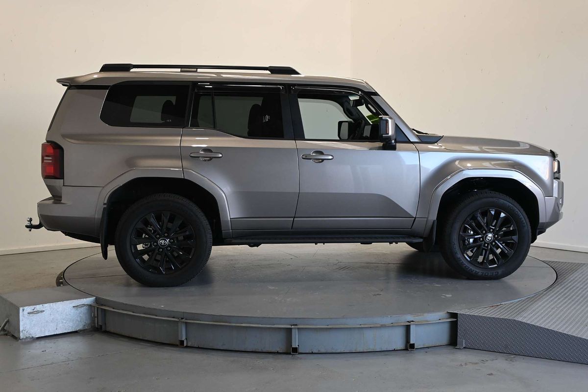 2025 Toyota Landcruiser Prado VX GDJ251R