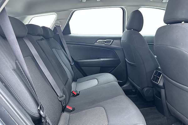 2023 Kia Sportage S NQ5