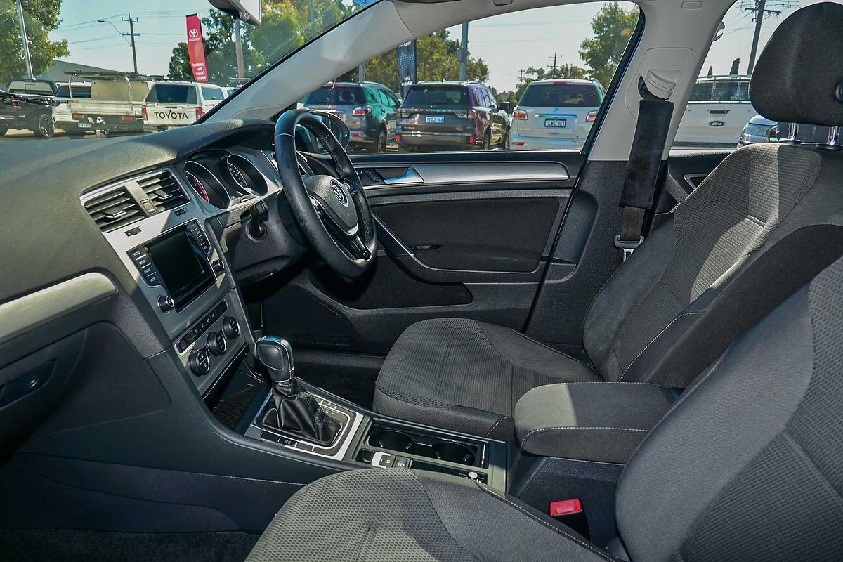 2014 Volkswagen Golf 90TSI Comfortline 7