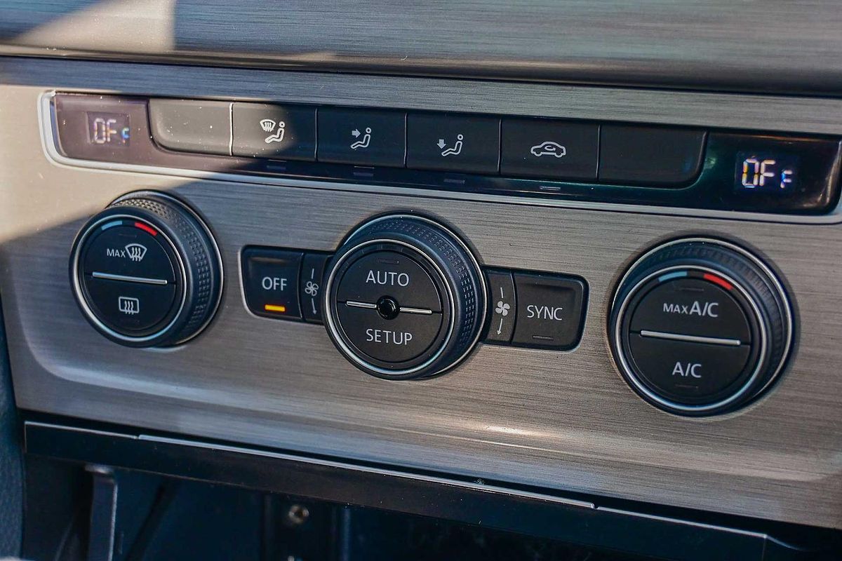 2014 Volkswagen Golf 90TSI Comfortline 7