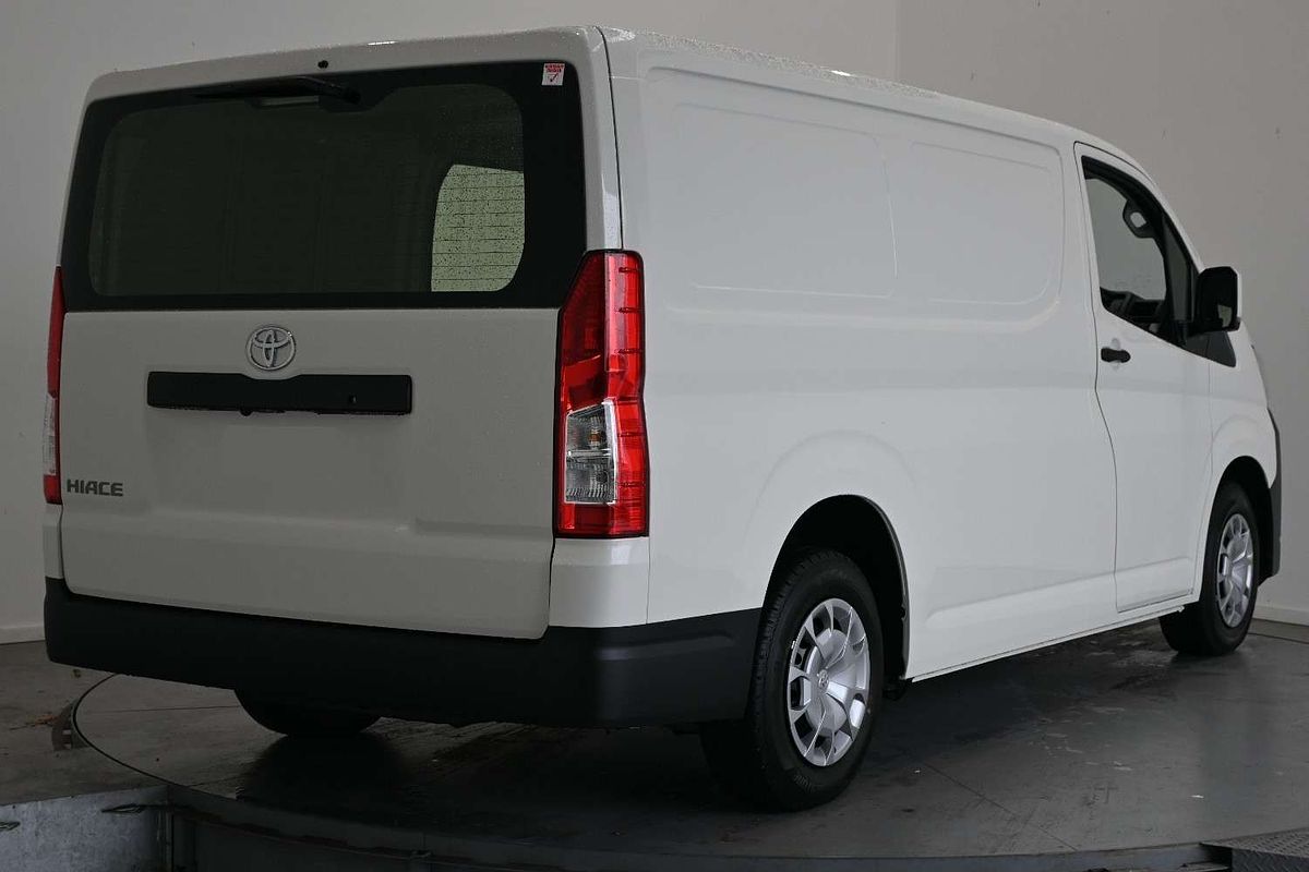 2024 Toyota Hiace GDH300R LWB
