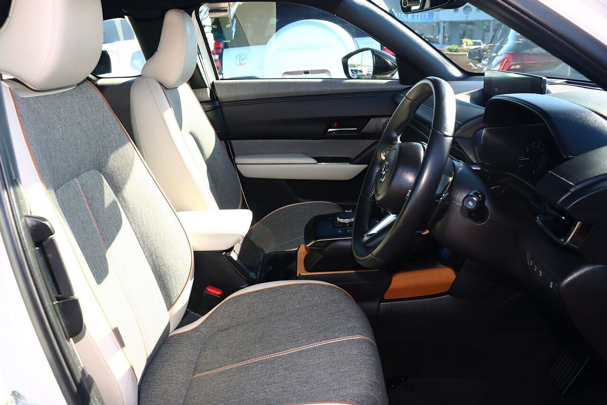 2021 Mazda MX-30 G20e Touring DR Series