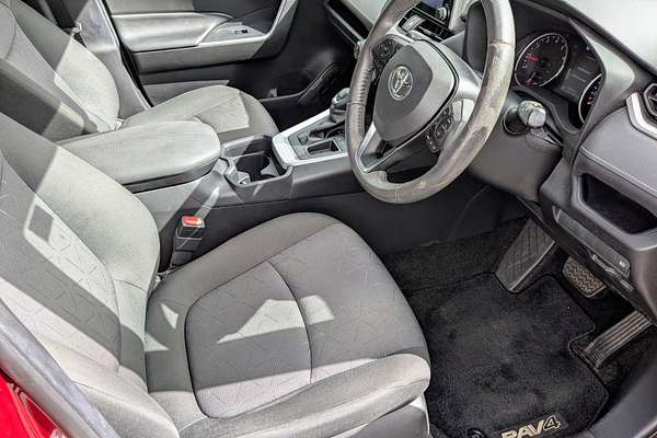 2020 Toyota RAV4 GXL MXAA52R