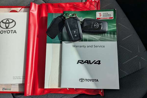 2020 Toyota RAV4 GXL MXAA52R