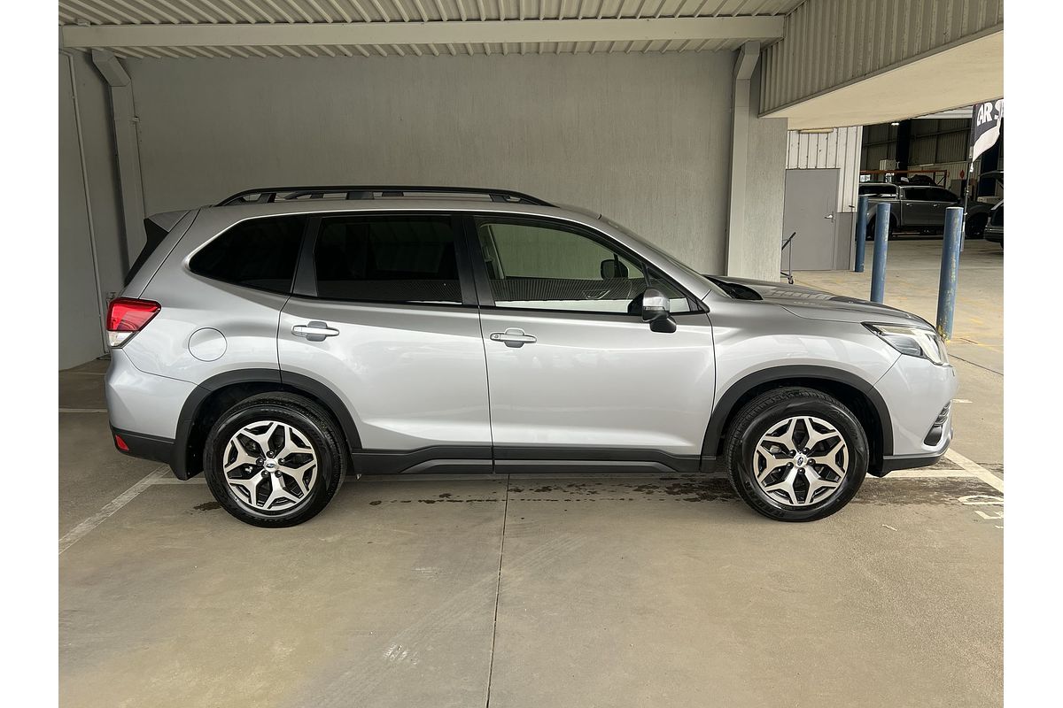 2023 Subaru Forester 2.5i S5