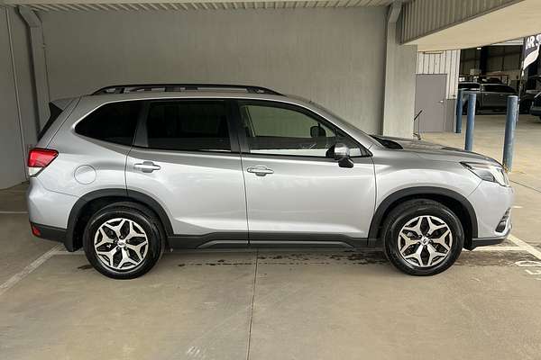 2023 Subaru Forester 2.5i S5