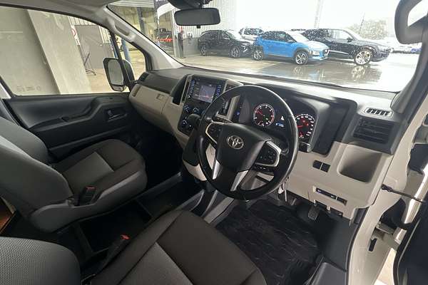 2019 Toyota Hiace Commuter GDH322R