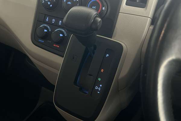 2019 Toyota Hiace Commuter GDH322R