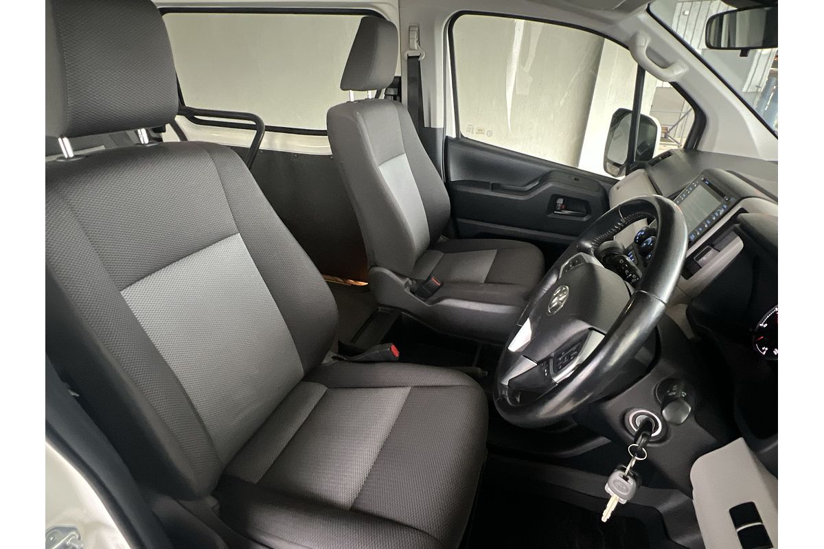 2019 Toyota Hiace Commuter GDH322R