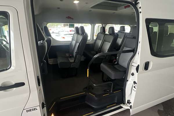 2019 Toyota Hiace Commuter GDH322R