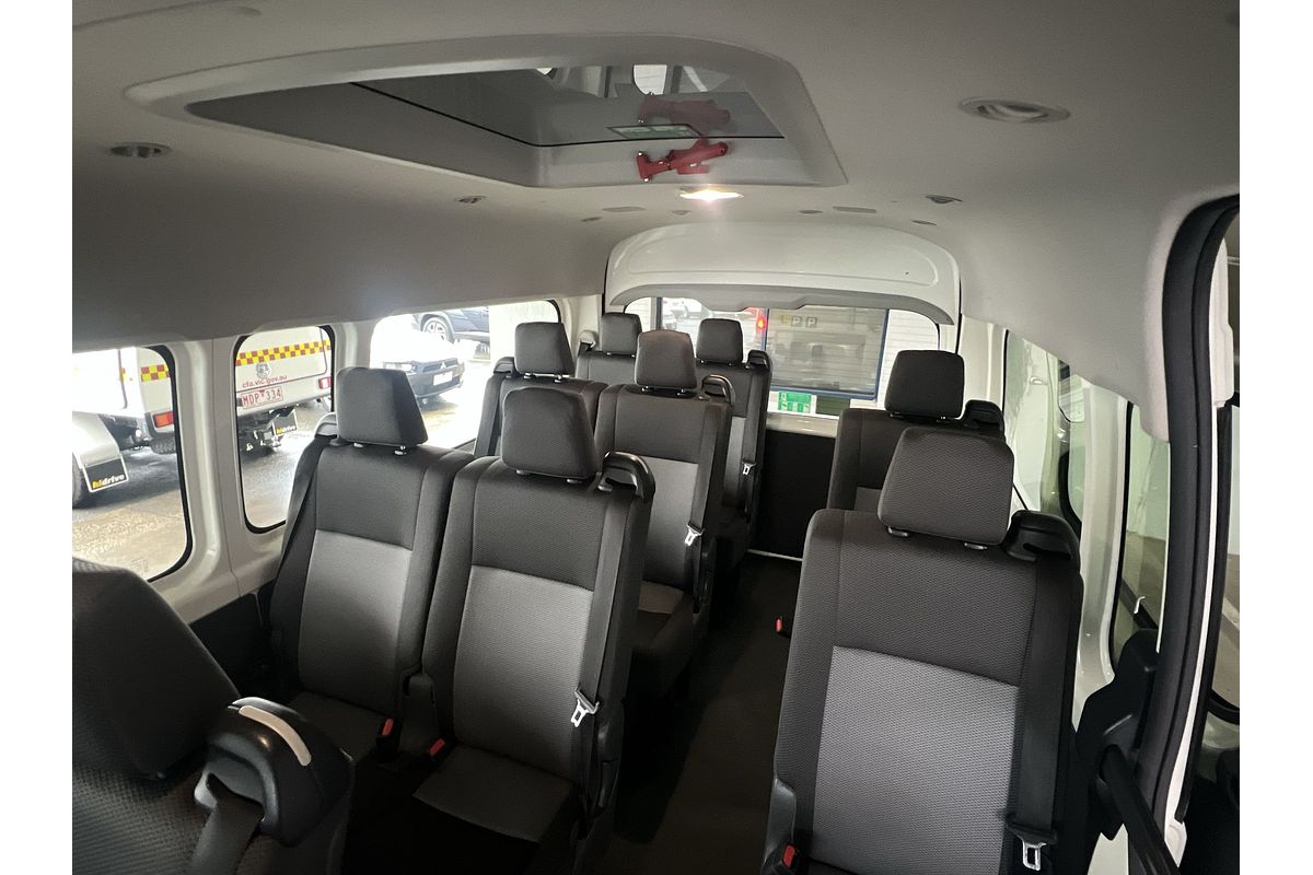 2019 Toyota Hiace Commuter GDH322R