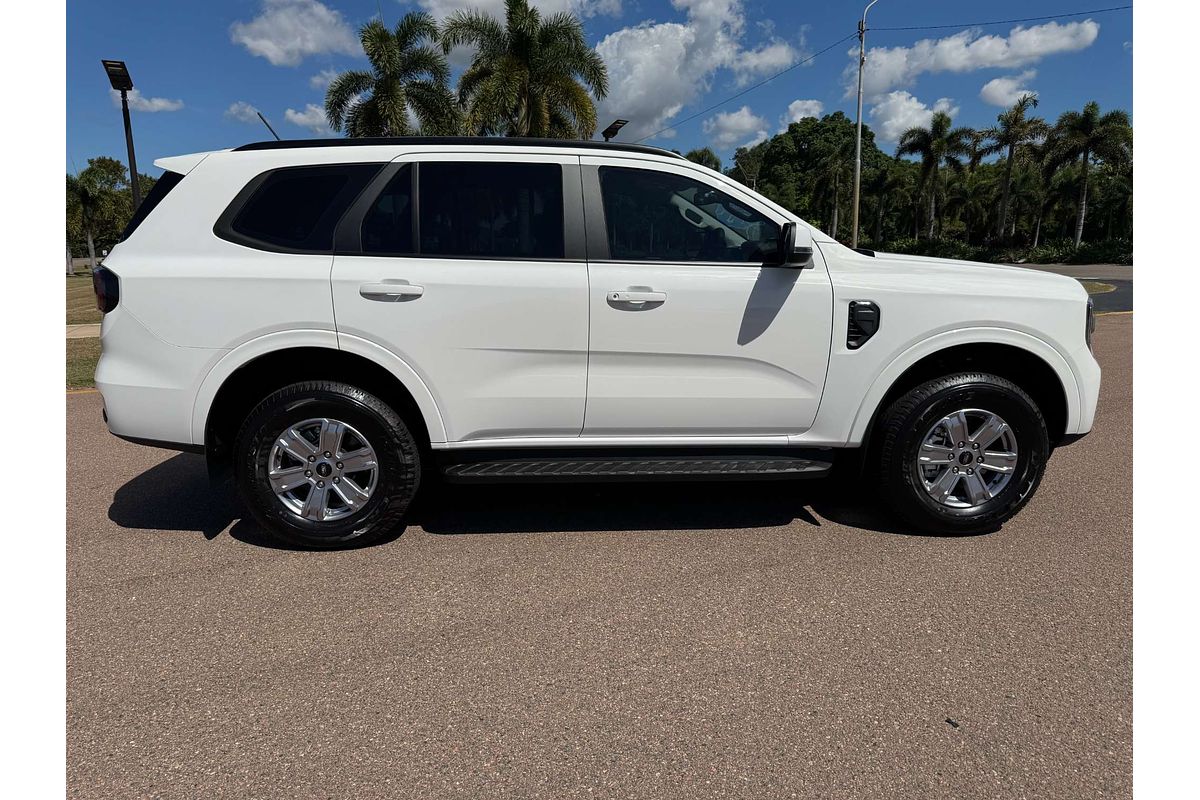 2025 Ford Everest Ambiente  2.0L