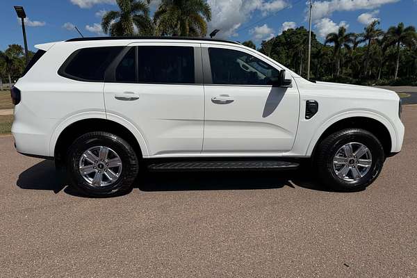 2025 Ford Everest Ambiente  2.0L