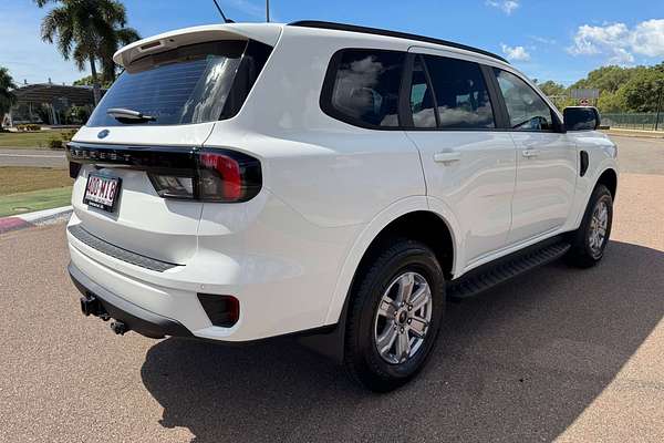 2025 Ford Everest Ambiente  2.0L