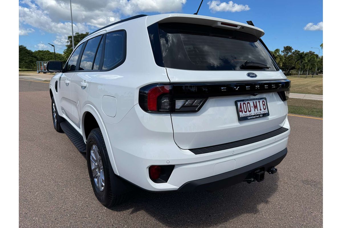 2025 Ford Everest Ambiente  2.0L