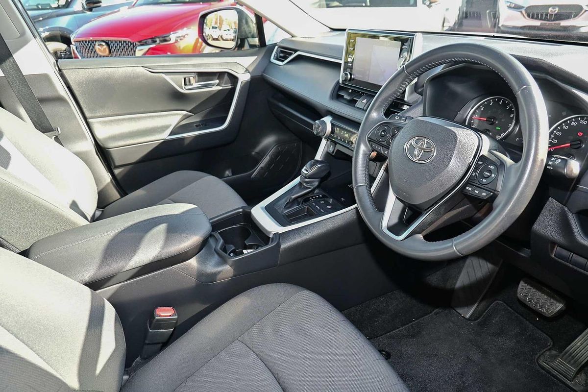 2021 Toyota RAV4 GXL MXAA52R