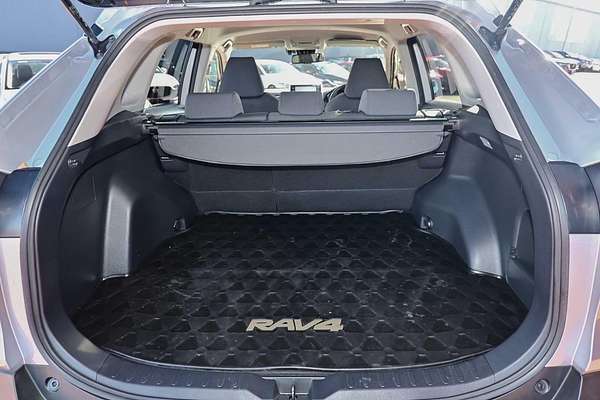 2021 Toyota RAV4 GXL MXAA52R