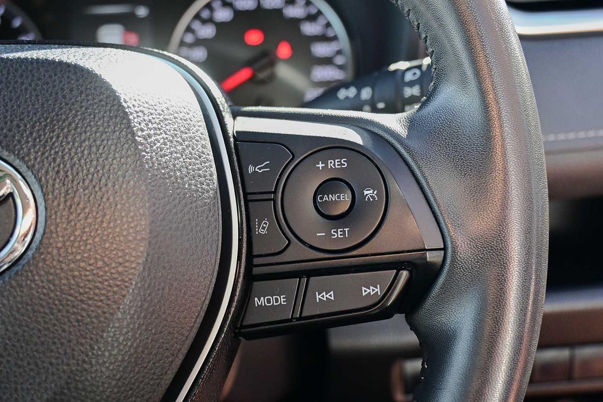 2021 Toyota RAV4 GXL MXAA52R