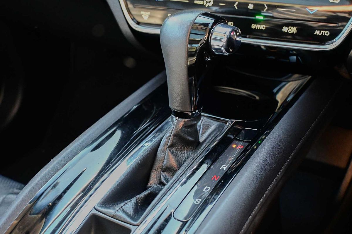 2018 Honda HR-V VTi-LX