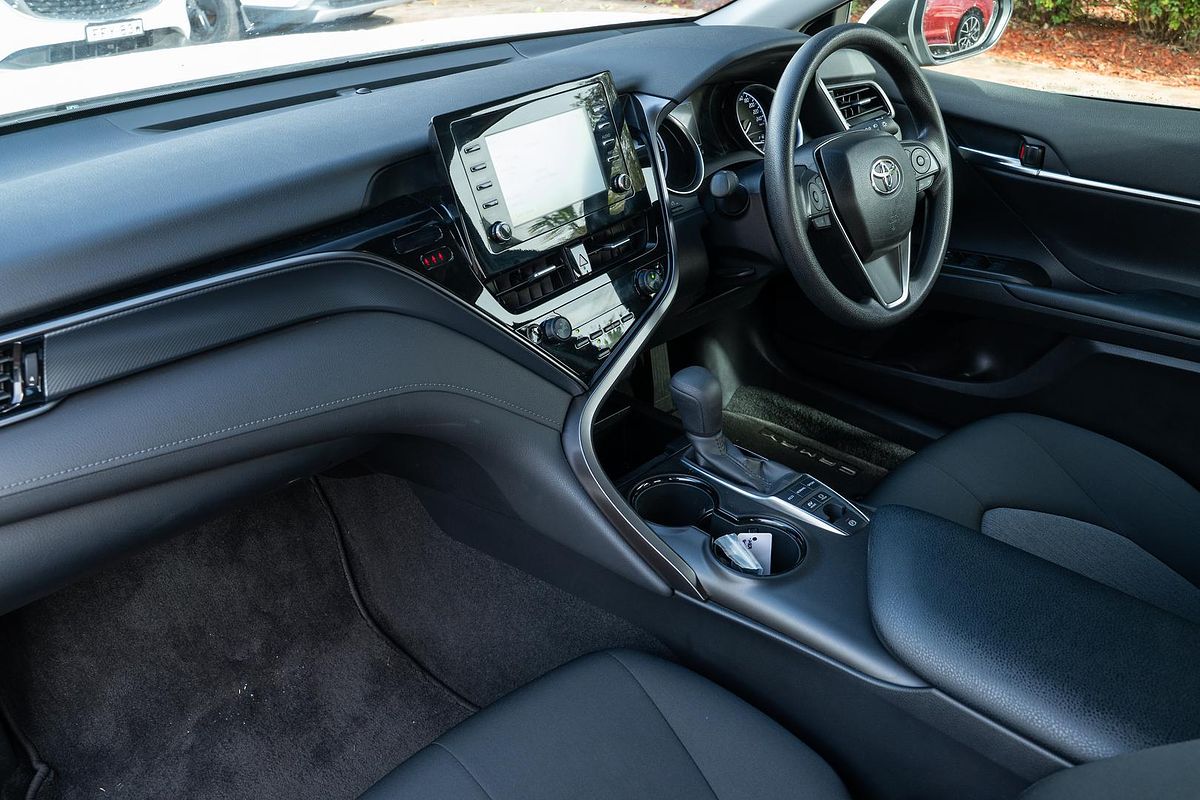 2024 Toyota Camry Ascent AXVH70R