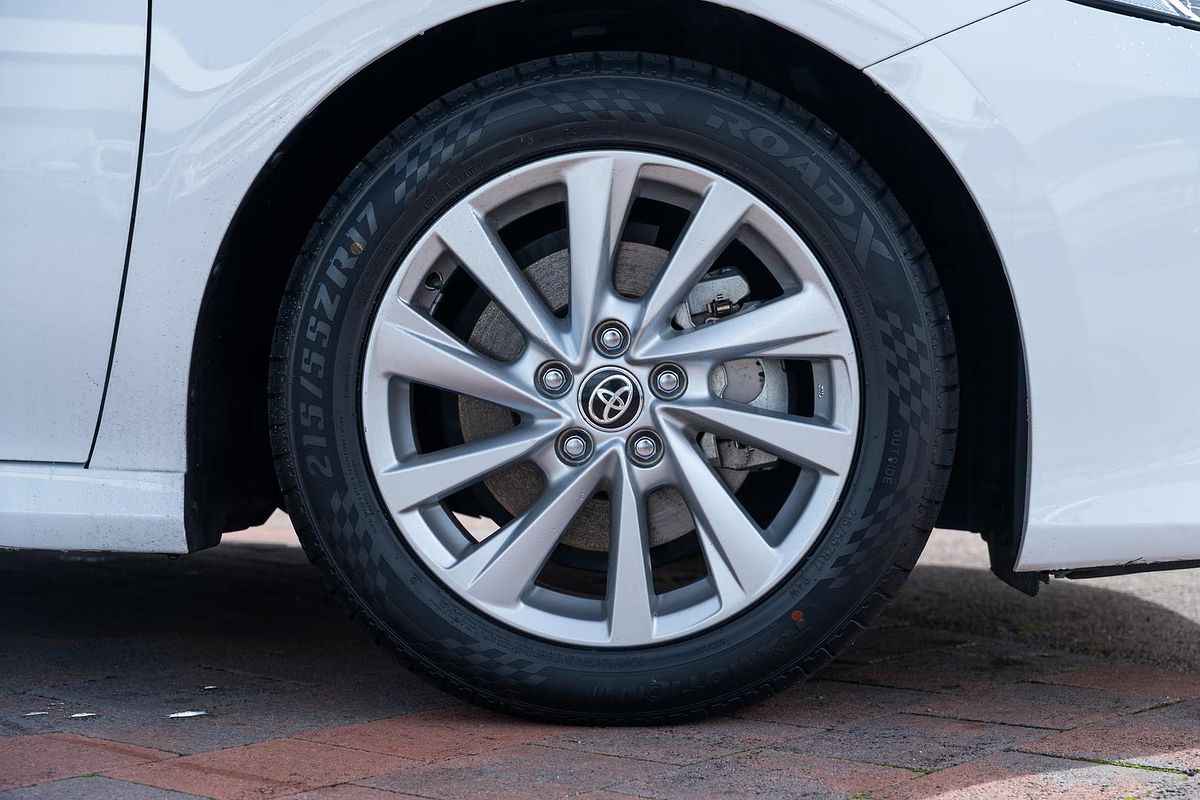 2024 Toyota Camry Ascent AXVH70R