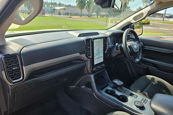 2024 Ford Everest Ambiente 2.0L