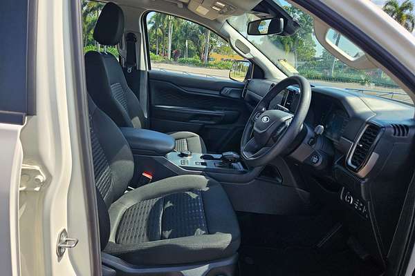 2024 Ford Everest Ambiente 2.0L