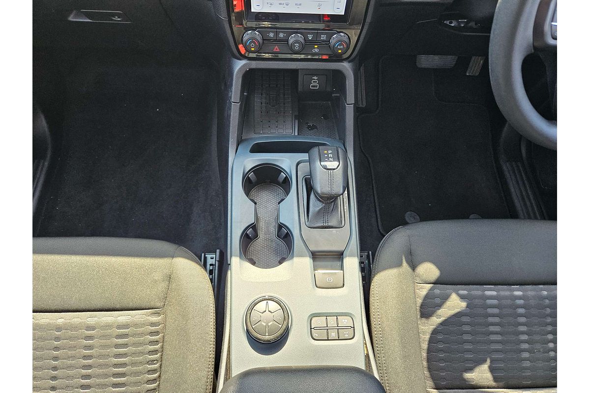 2024 Ford Everest Ambiente 2.0L