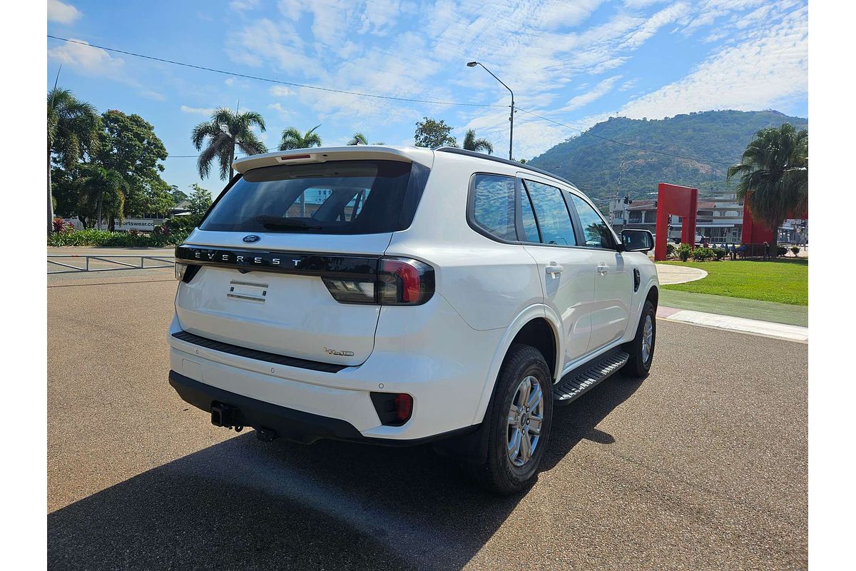 2024 Ford Everest Ambiente 2.0L