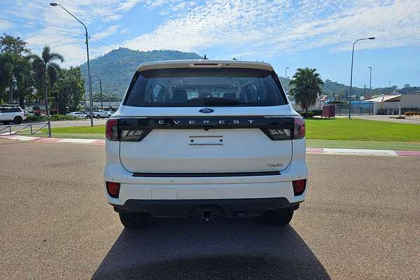 2024 Ford Everest Ambiente 2.0L