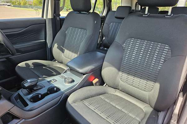 2024 Ford Everest Ambiente 2.0L