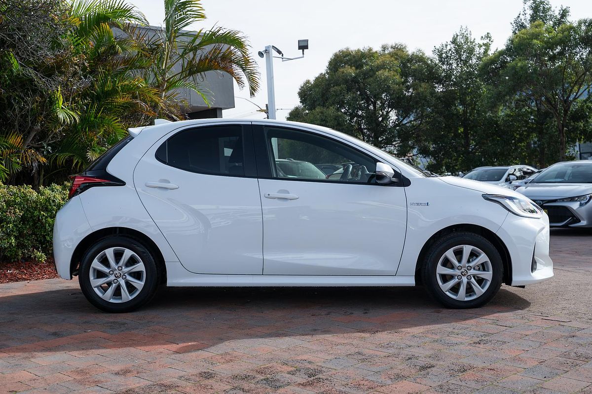 2021 Toyota Yaris SX Hybrid MXPH10R