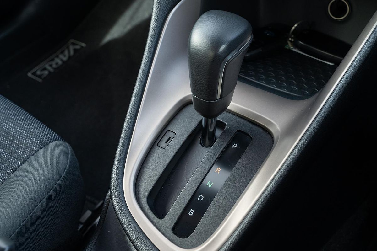 2021 Toyota Yaris SX Hybrid MXPH10R