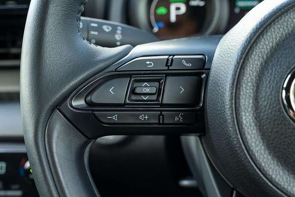 2021 Toyota Yaris SX Hybrid MXPH10R