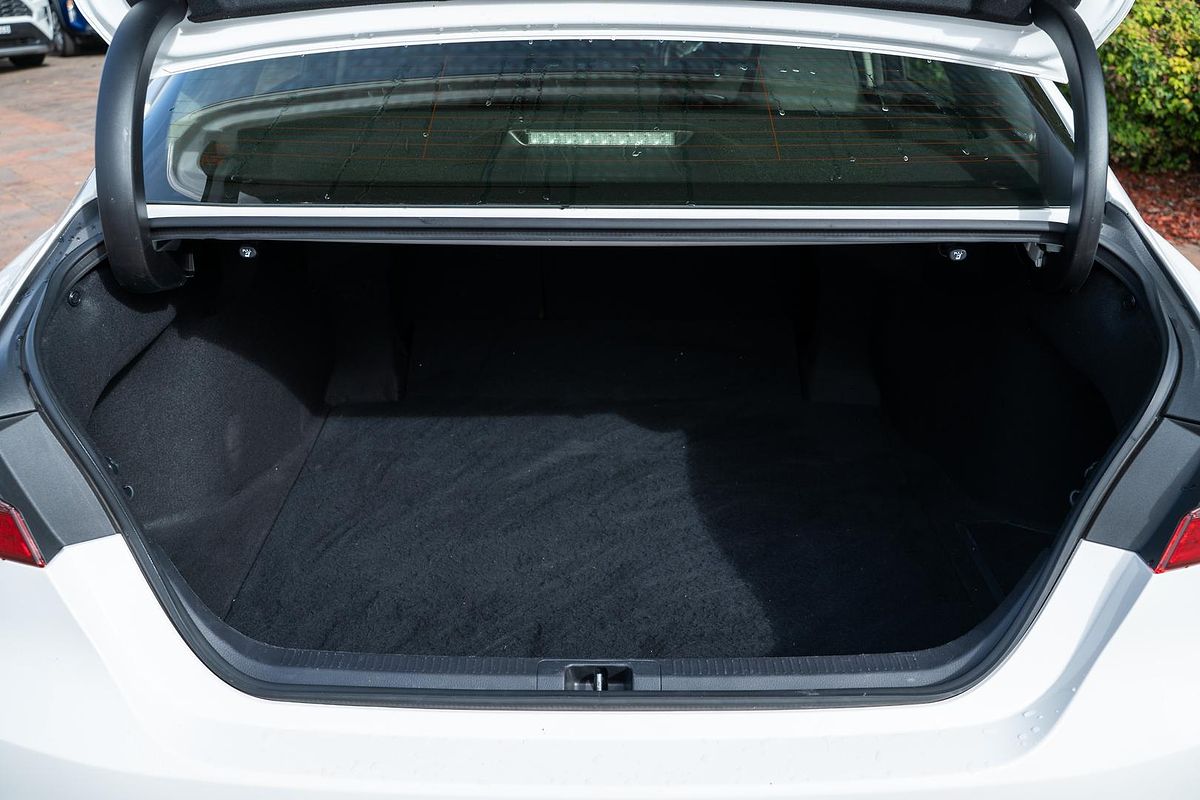 2022 Toyota Camry Ascent AXVH70R