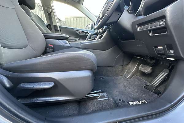 2022 Toyota RAV4 GX AXAH52R