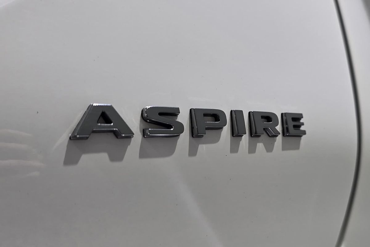 2022 Mitsubishi Outlander Aspire ZM