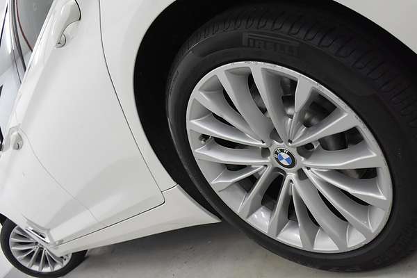 2019 BMW 5 Series 520i Luxury Line G30