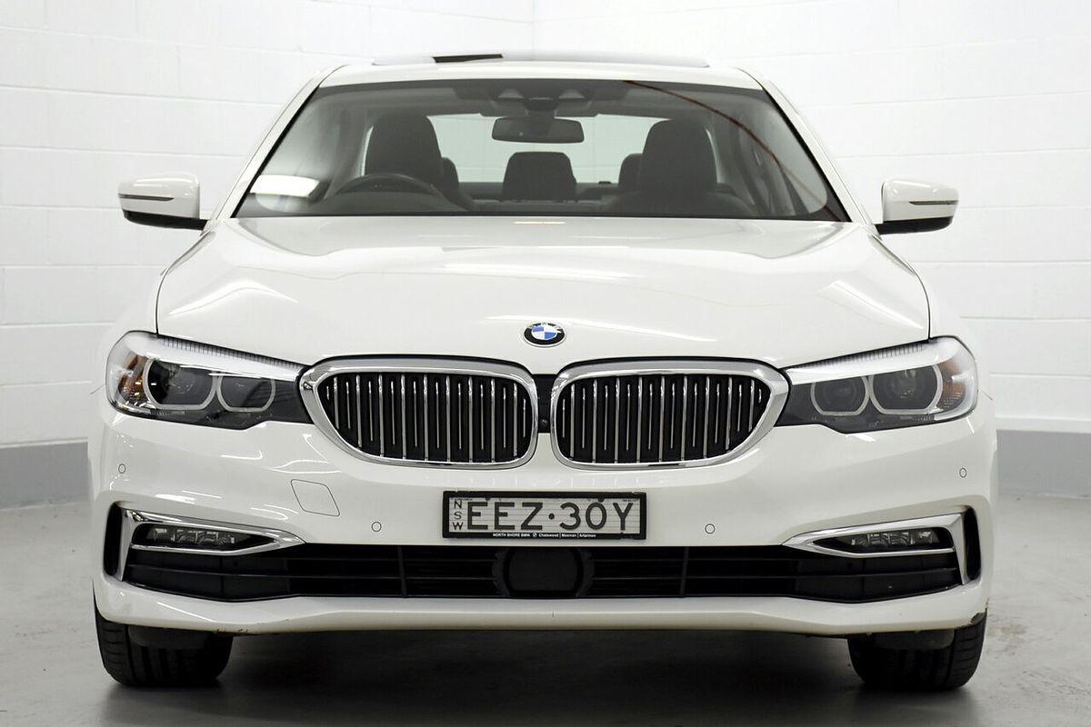 2019 BMW 5 Series 520i Luxury Line G30