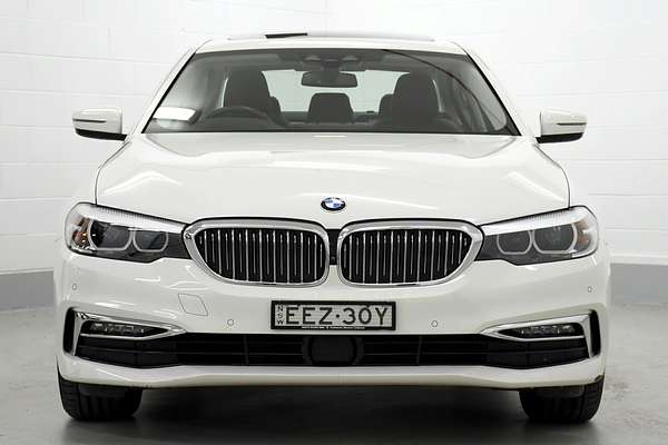2019 BMW 5 Series 520i Luxury Line G30