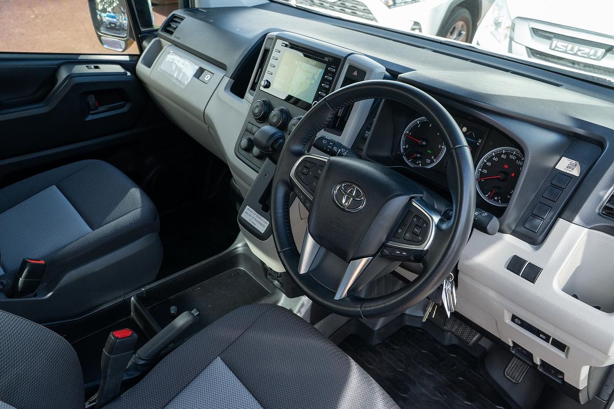 2019 Toyota Hiace Commuter GDH322R