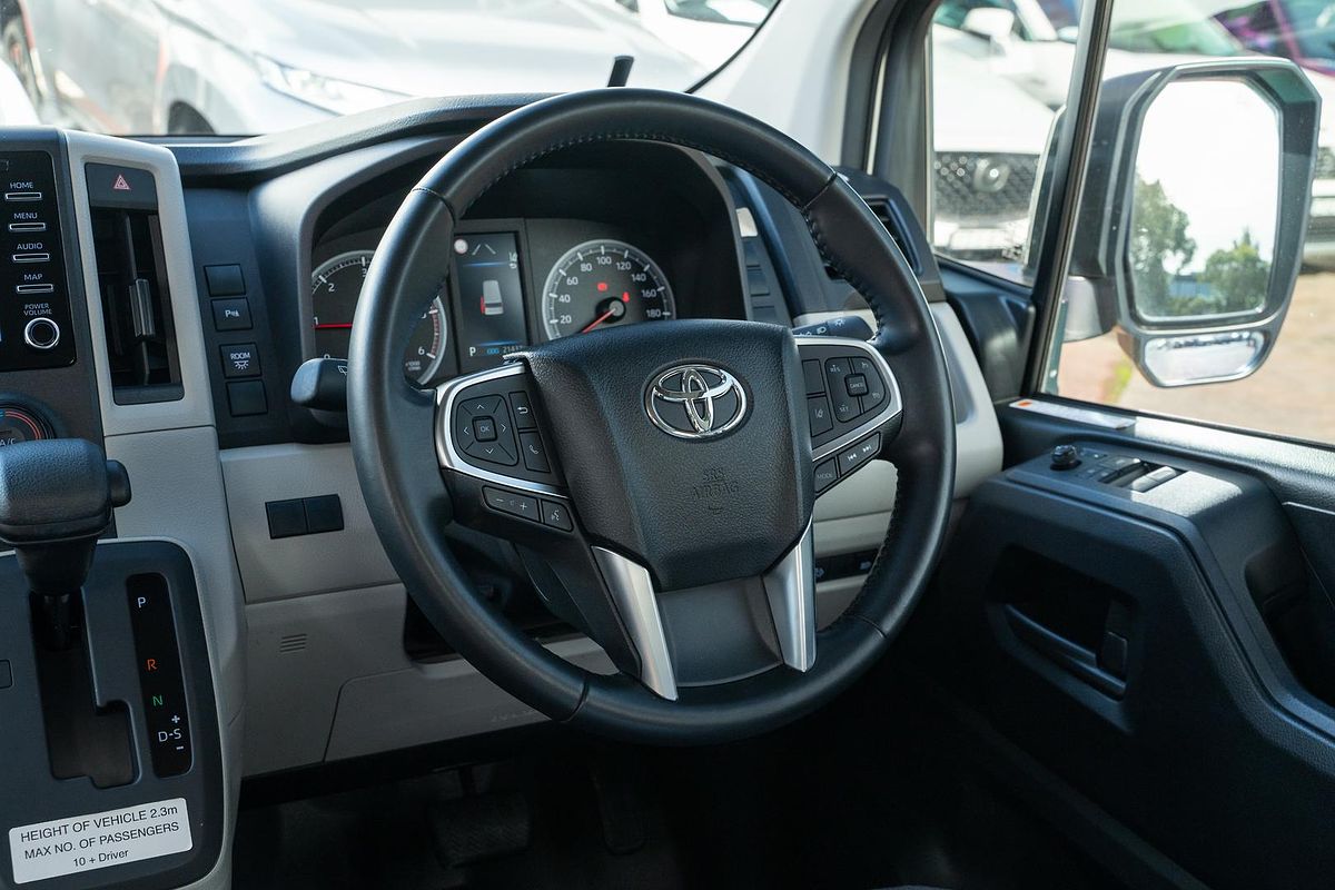2019 Toyota Hiace Commuter GDH322R